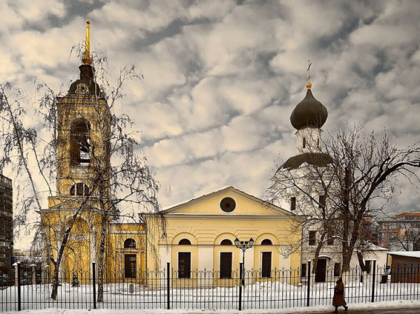 На Большой Полянке отреставрируют храм конца XVII века На Большой Полянке отреставрируют храм конца XVII века