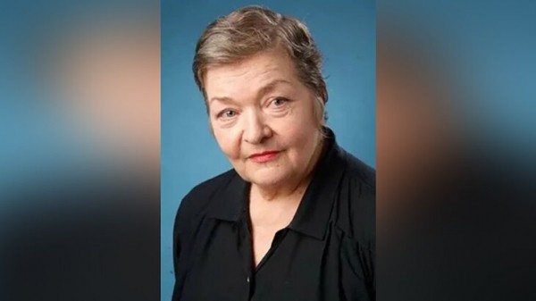 Актрису из "Интернов" Чипиженко госпитализировали с пневмонией и обострением астмы Актрису из "Интернов" Чипиженко госпитализировали с пневмонией и обострением астмы
