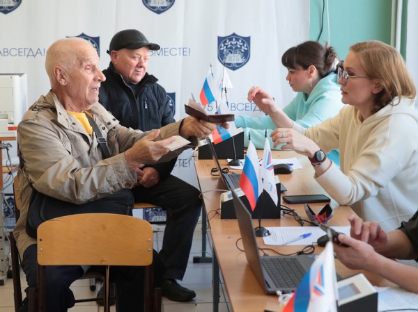 Названа причина высокой явки москвичей на выборах: «Осознают важность события» Названа причина высокой явки москвичей на выборах: «Осознают важность события»