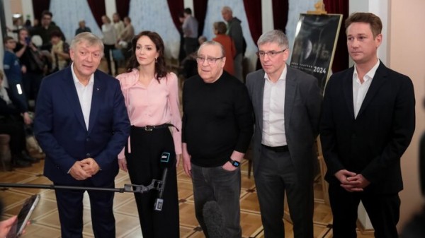 В Москве открылась акция "Ночь театров" В Москве открылась акция "Ночь театров"