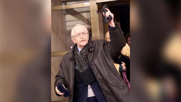 Актер Василий Ливанов опроверг слухи об онкологии Актер Василий Ливанов опроверг слухи об онкологии