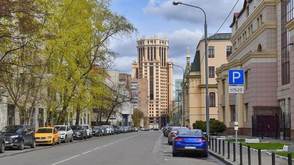 Городская парковка будет бесплатной в первые майские праздники Городская парковка будет бесплатной в первые майские праздники
