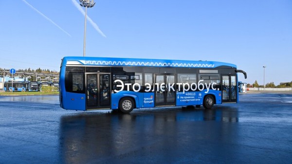 Москвичей призвали пересесть на общественный транспорт вечером 12 апреля