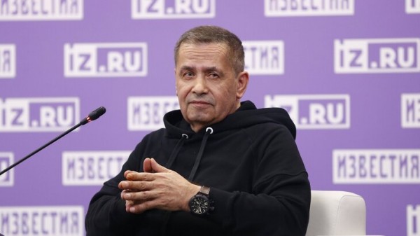 Певец Расторгуев назвал "мразями" людей, сообщивших о его госпитализации