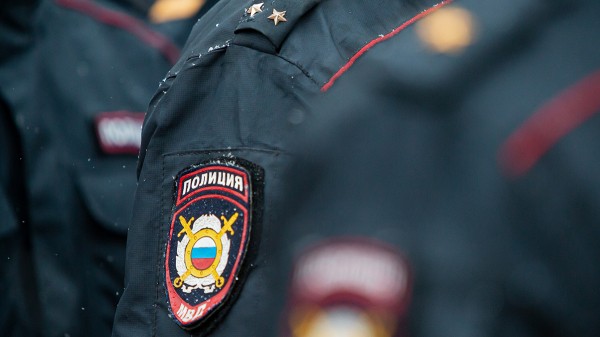 Полицейский в Уфе несколько месяцев удерживал пенсионерку в квартире Полицейский в Уфе несколько месяцев удерживал пенсионерку в квартире