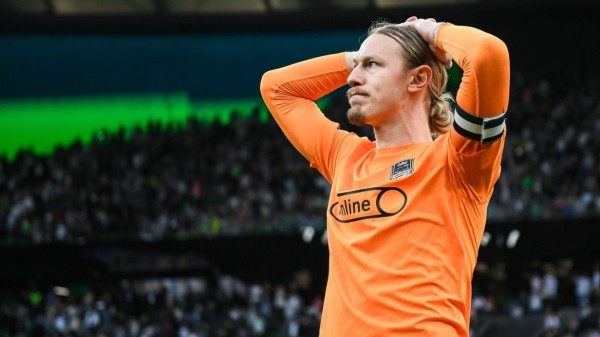 Голкипер Сафонов подписал контракт с французским футбольным клубом PSG Голкипер Сафонов подписал контракт с французским футбольным клубом PSG