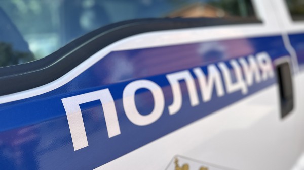 Труп женщины без глазных яблок и уха нашли в квартире в центре Москвы
