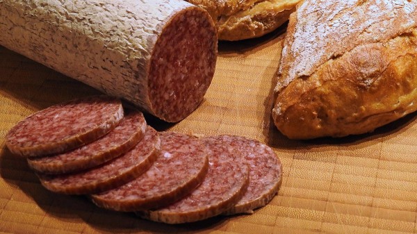 Онколог Киселева рассказала, какие продукты повышают риск рака Онколог Киселева рассказала, какие продукты повышают риск рака