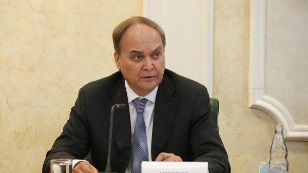 &laquo;Посадили в лужу&raquo;: посол Антонов прокомментировал визиты Путина в КНДР и во Вьетнам