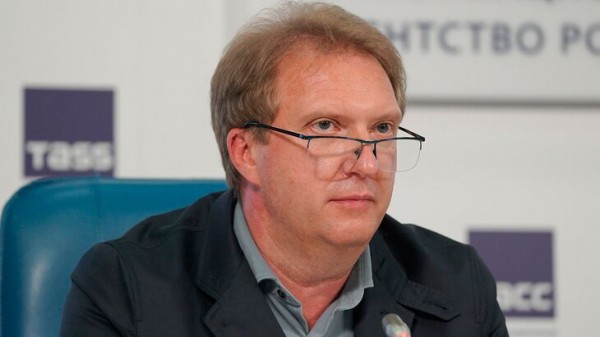Директор Театра сатиры Игорь Берлин покидает пост