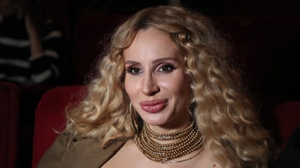 Светлана Лобода сломала руку на съемках клипа Светлана Лобода сломала руку на съемках клипа