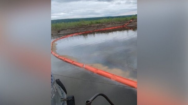 Утечка нефти произошла в Олекминском районе Якутии Утечка нефти произошла в Олекминском районе Якутии