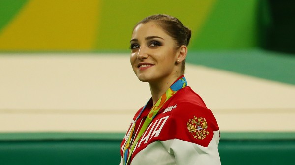 Российская гимнастка Мустафина вошла в топ-25 лучших олимпийцев XXI века Российская гимнастка Мустафина вошла в топ-25 лучших олимпийцев XXI века