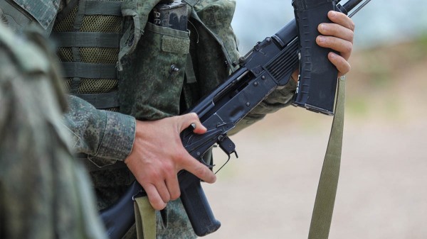 Россия вернула из украинского плена 115 захваченных под Курском бойцов Россия вернула из украинского плена 115 захваченных под Курском бойцов