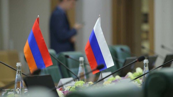 Власти Армении внесут изменения в учебники о якобы &laquo;аннексии&raquo; со стороны России