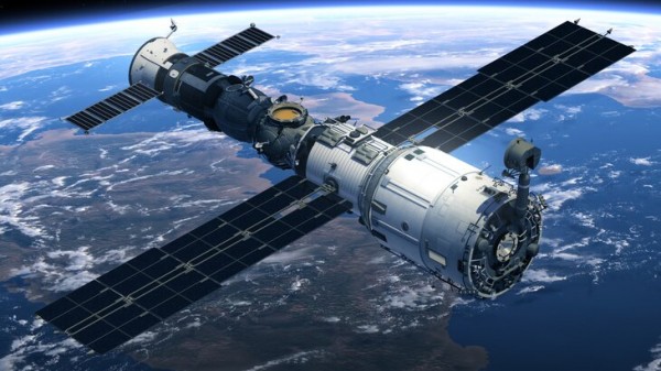 "Роскосмос" объявил состав экипажей для полетов к МКС в 2025&ndash;2026 годах