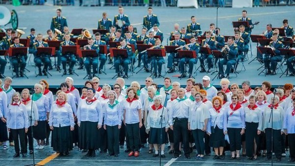 Сводный хор "Московского долголетия" выступит на фестивале "Спасская башня"