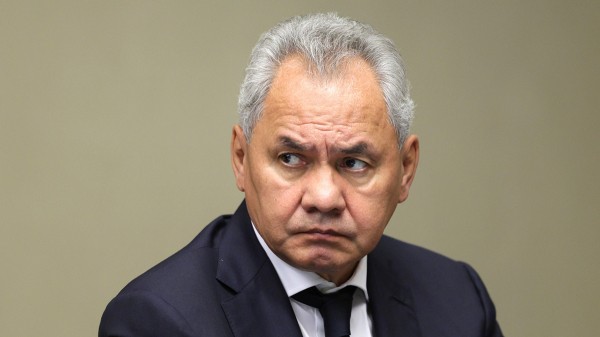 Шойгу прибыл в Иран с необъявленным визитом