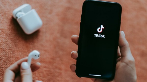 Массовый сбой произошел в работе TikTok в России Массовый сбой произошел в работе TikTok в России