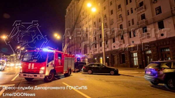 Движение на Садовой-Спасской улице в Москве восстановлено Движение на Садовой-Спасской улице в Москве восстановлено