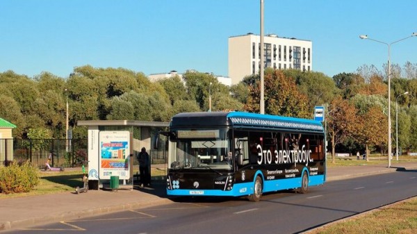 Электробусы начали обслуживать еще четыре маршрута в Москве