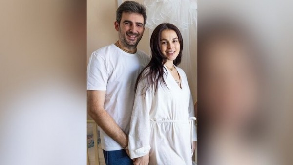 Певица Сати Казанова впервые стала матерью Певица Сати Казанова впервые стала матерью