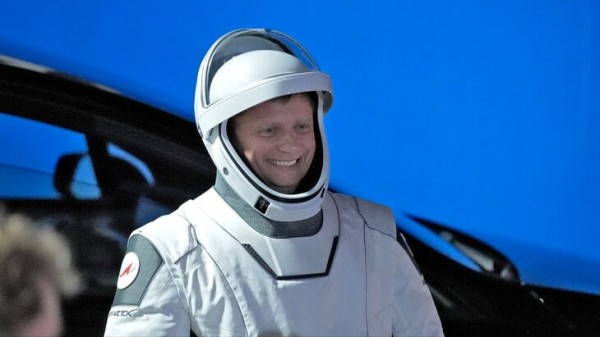 Российский космонавт Гребенкин вернется на Землю на Crew Dragon 14 октября Российский космонавт Гребенкин вернется на Землю на Crew Dragon 14 октября