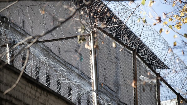 Суд Москвы приговорил главу турфирмы к пяти годам колонии за мошенничество