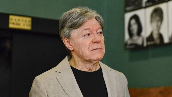 Актер Збруев может вернуться на сцену "Ленкома" 24 декабря Актер Збруев может вернуться на сцену "Ленкома" 24 декабря