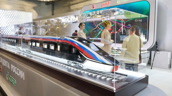 Поезда на ВСМ запустят 1 апреля 2028 года