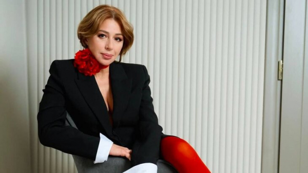 Певица Алена Апина отказалась выходить замуж Певица Алена Апина отказалась выходить замуж
