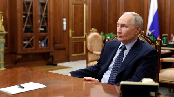 Путин встретился с главой Чувашии Николаевым