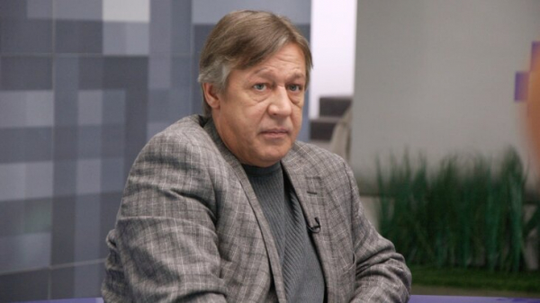 Адвокат Ефремова назвал фейковым разговор актера о "движухе" после возможного УДО