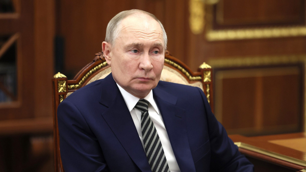 Путин продлил запрет поставок нефти и нефтепродуктов по потолку цен до конца года