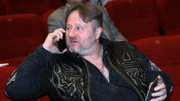 Актер сериала "6 кадров" Эдуард Радзюкевич рассказал о проблемах со здоровьем