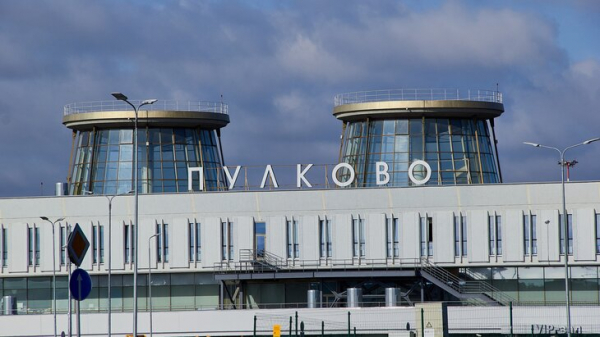 В аэропорту Пулково возобновили регистрацию пассажиров В аэропорту Пулково возобновили регистрацию пассажиров